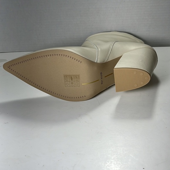 Nestly Heeled Booty - Picture 5 of 8